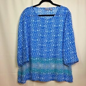 Chico's Blueβ Boxy Blouse with Geometric Design